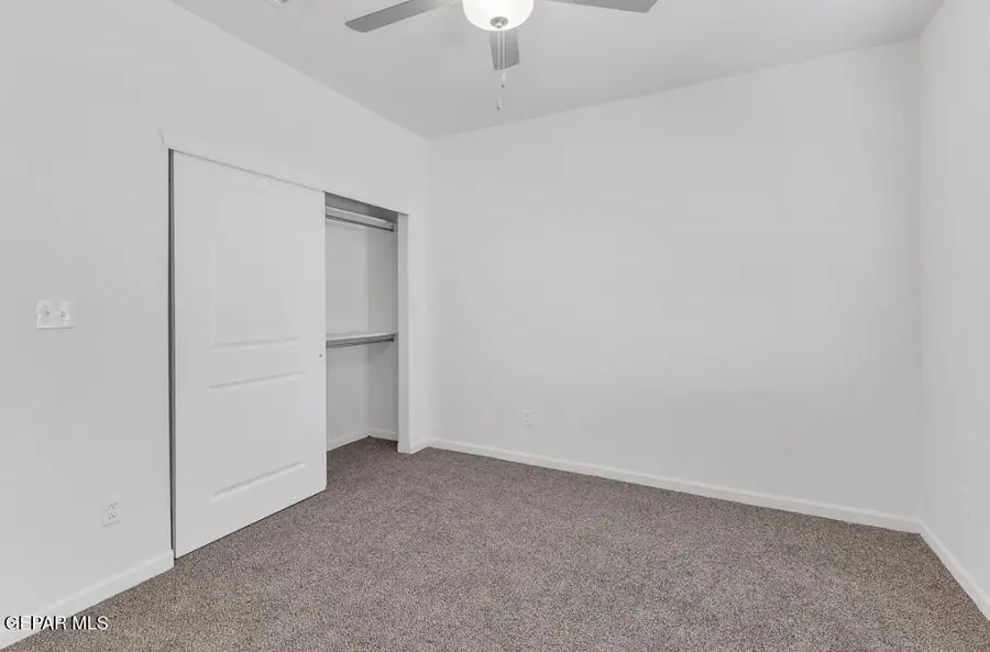 960 Aqueduct Avenue, El Paso, TX 79932 - #2