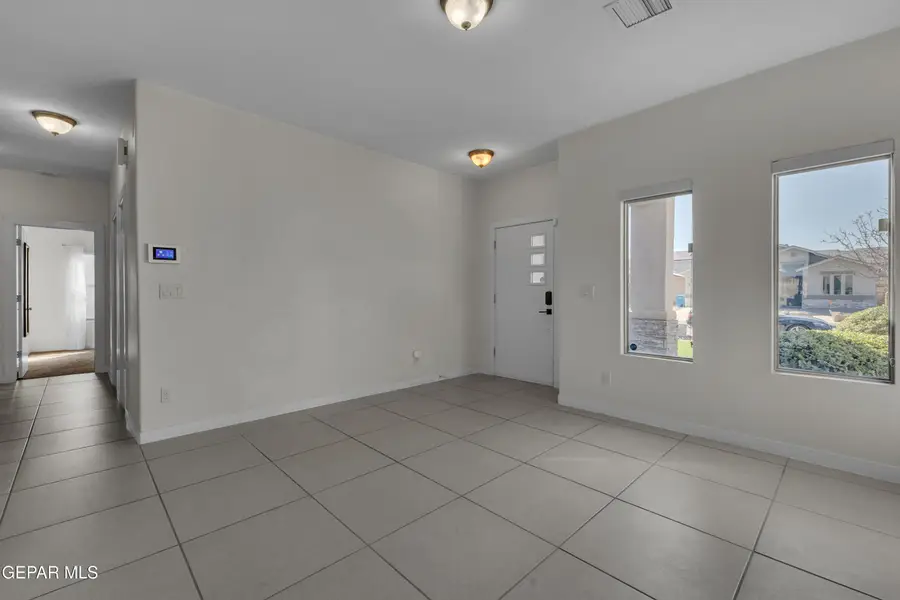 421 S Halstead Drive, Horizon City, TX 79928 - #3