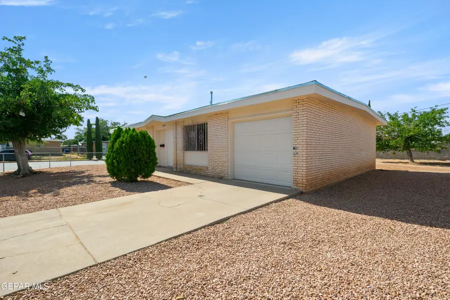 10452 Omega Circle, El Paso, TX 79924 - #3