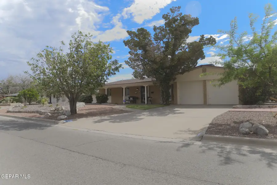 417 Indian Bluff Road, El Paso, TX 79912 - #3