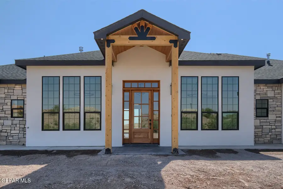 6035 Dusty Prints Road, Las Cruces, NM 88007 - #2