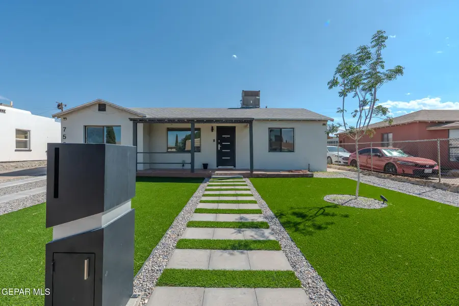 7561 Mazatlan Drive, El Paso, TX 79915 - #3