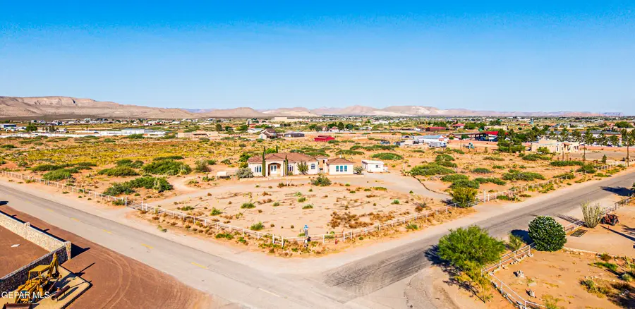14001 Desert Willow Drive, El Paso, TX 79938 - #3