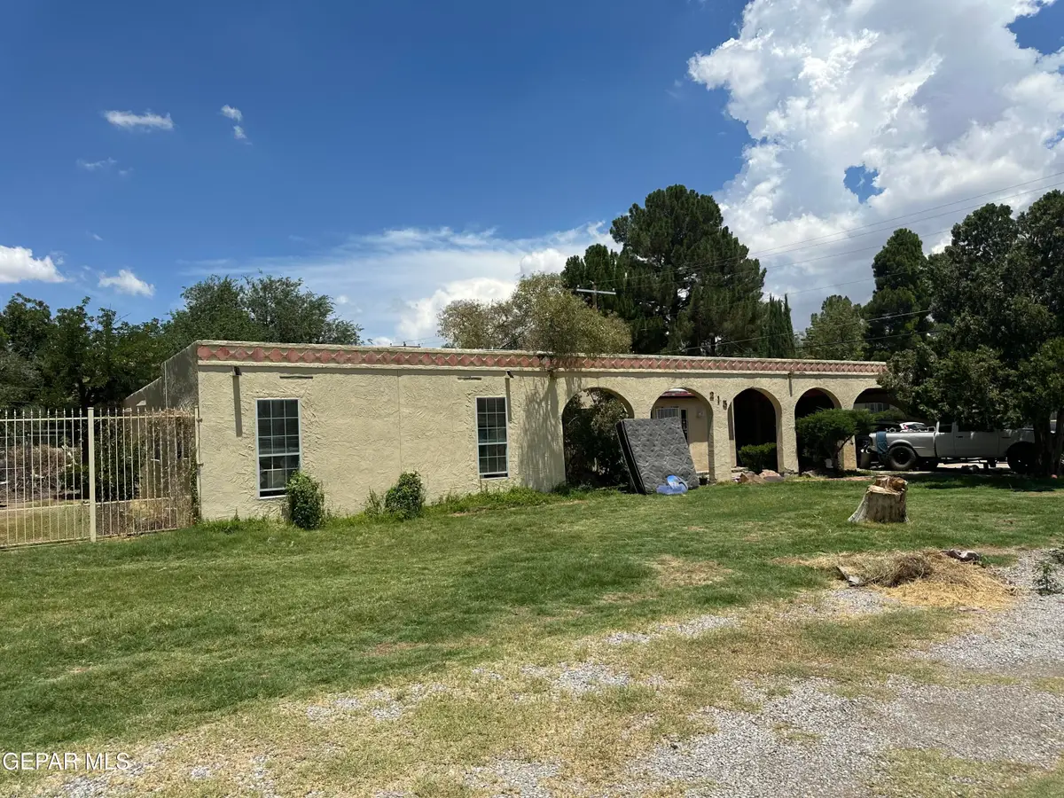 215 Hermosa Lane, El Paso, TX 79922 - #1