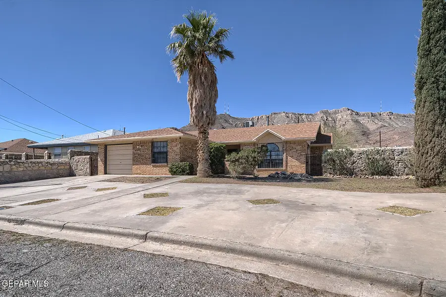 2601 Jefferson Avenue, El Paso, TX 79930 - #2