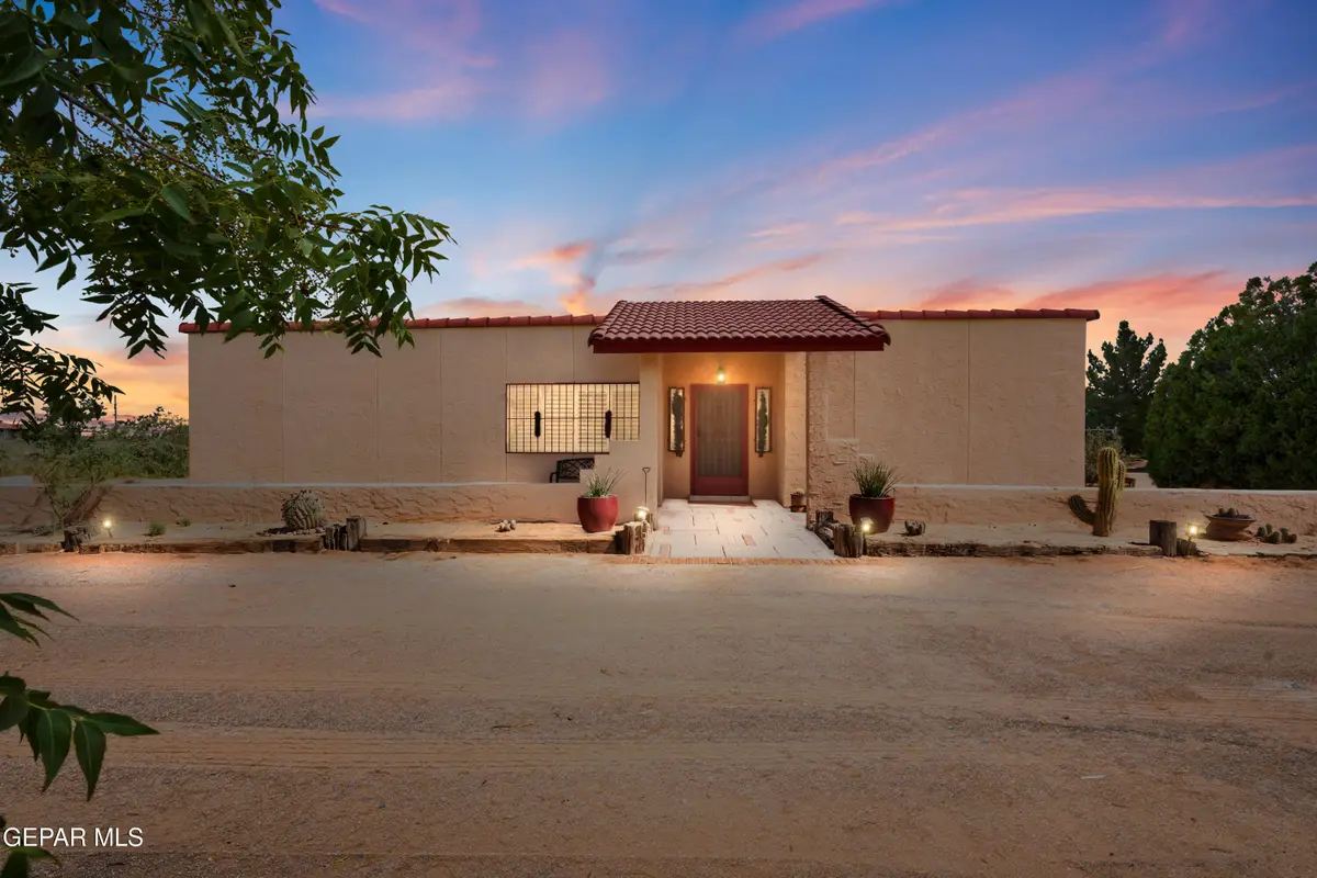 5249 Desert Willow Drive, El Paso, TX 79938 - #1