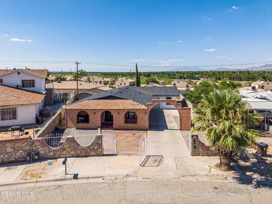 196 Aspen Drive, Sunland Park, NM 88063 - #2