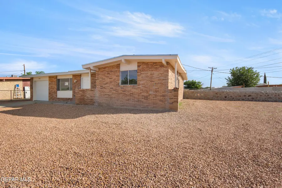 10445 Omega Circle, El Paso, TX 79924 - #3