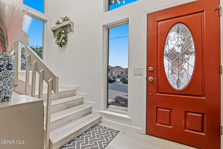 3245 Stone Edge Drive, El Paso, TX 79904 - #3