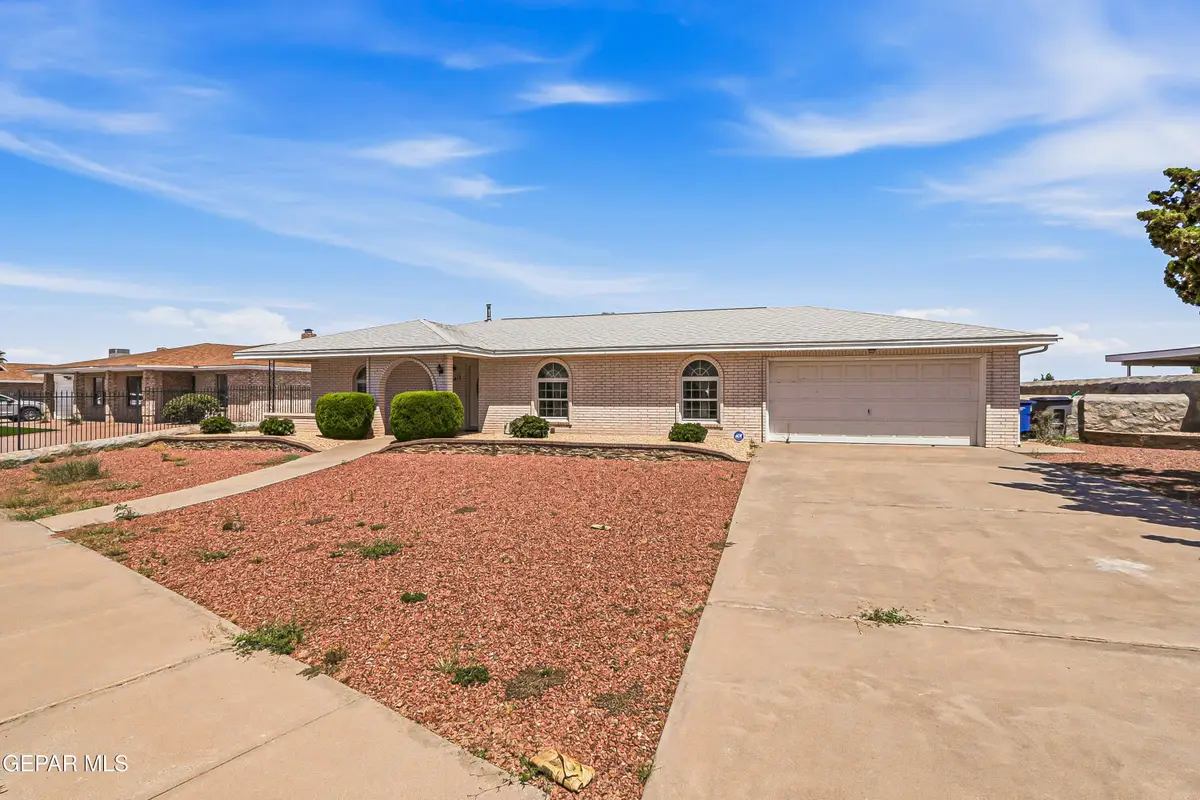 9412 E B Taulbee Drive, El Paso, TX 79924 - #1