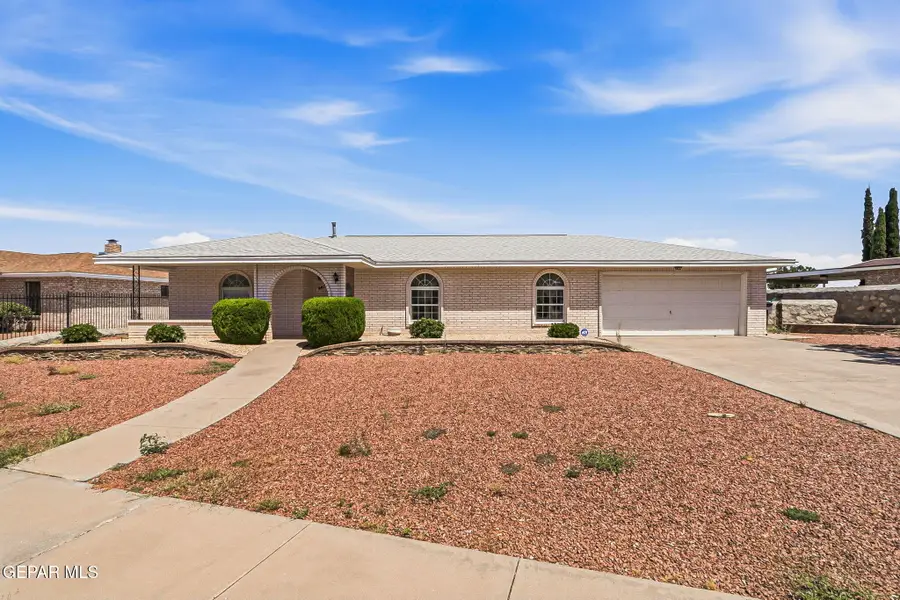 9412 E B Taulbee Drive, El Paso, TX 79924 - #2