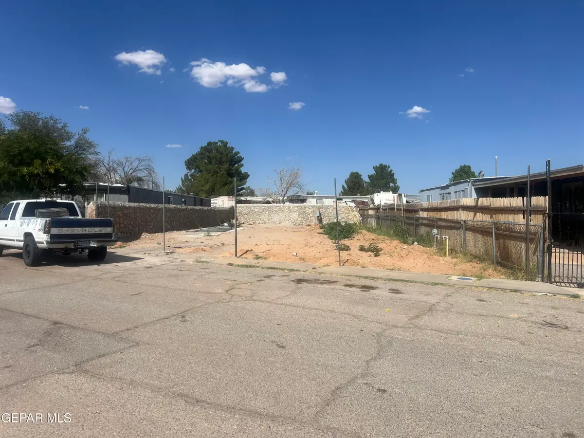 12412 Road Runner Street, El Paso, TX 79934 - #1