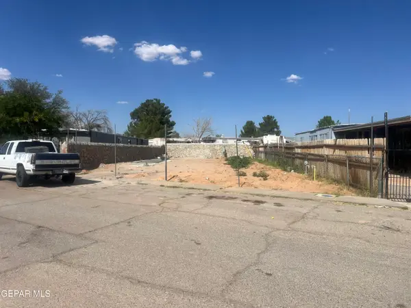 12412 Road Runner Street, El Paso, TX 79934