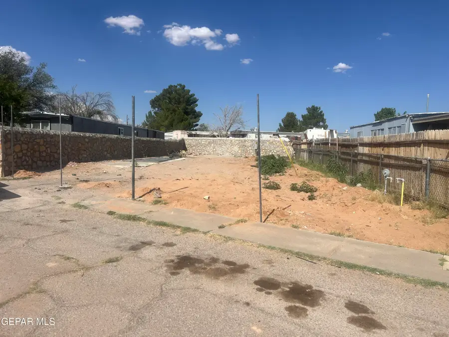 12412 Road Runner Street, El Paso, TX 79934 - #2