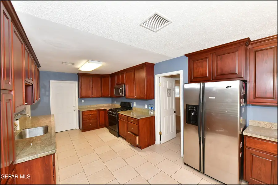 4800 Costa De Oro Road, El Paso, TX 79922 - #3