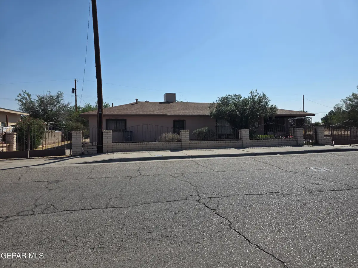 8827 Sunland Road, El Paso, TX 79907 - #1