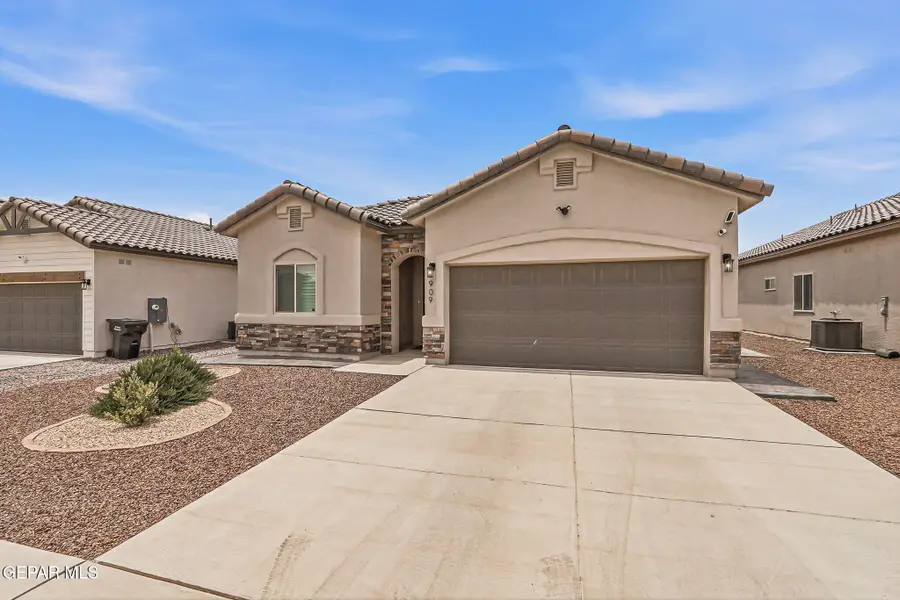 909 Indigo Sky Street, El Paso, TX 79928 - #2