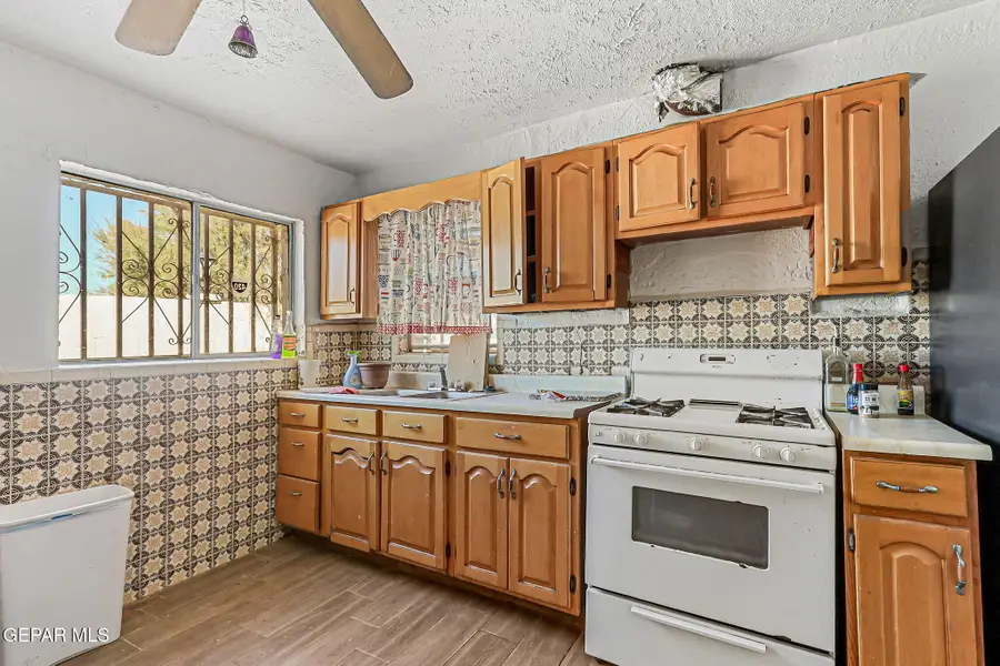 148 Champie Lane, El Paso, TX 79915 - #3