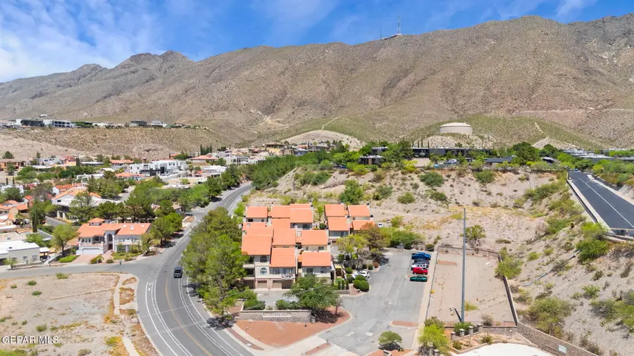 4614 N Stanton Street #C-19, El Paso, TX 79902 - #2