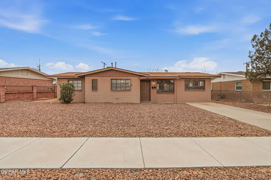 5708 Lexington Drive, El Paso, TX 79924 - #2