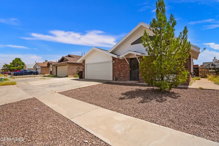 10916 Rogers Hornsby Street, El Paso, TX 79934 - #2