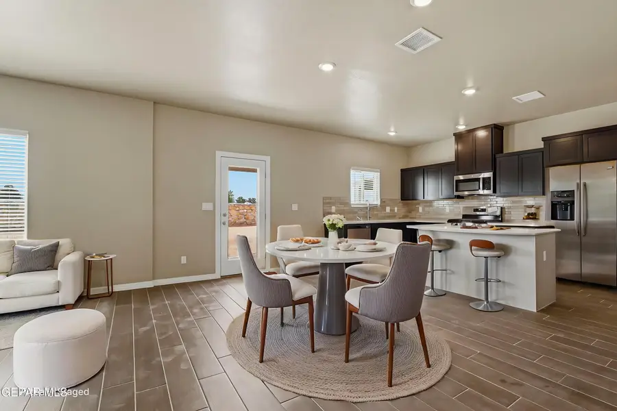 545 Paseo Campanero Street, Horizon City, TX 79928 - #2