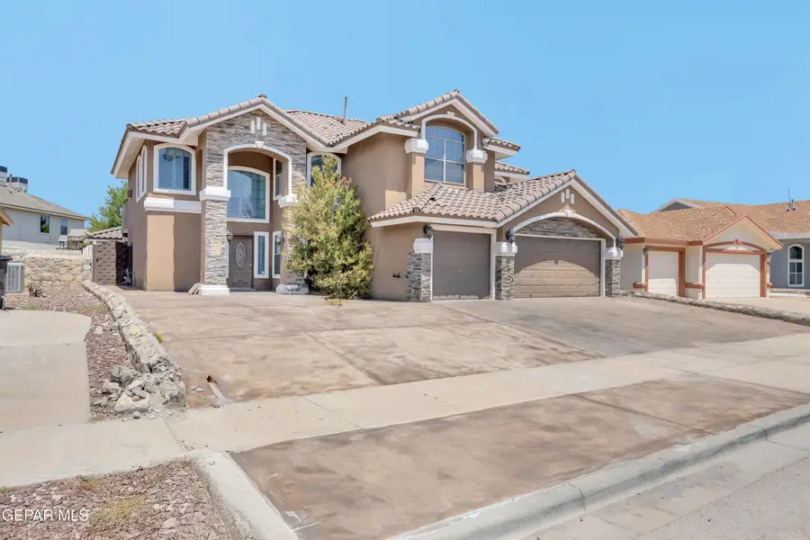 428 Desert Dandelion Street, Horizon City, TX 79928 - #3