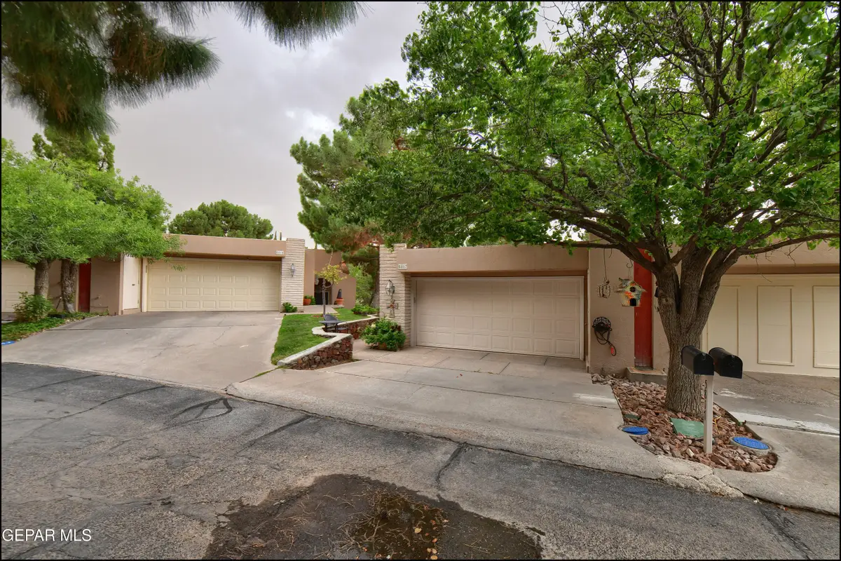 5817 Mira Serena Drive, El Paso, TX 79912 - #1