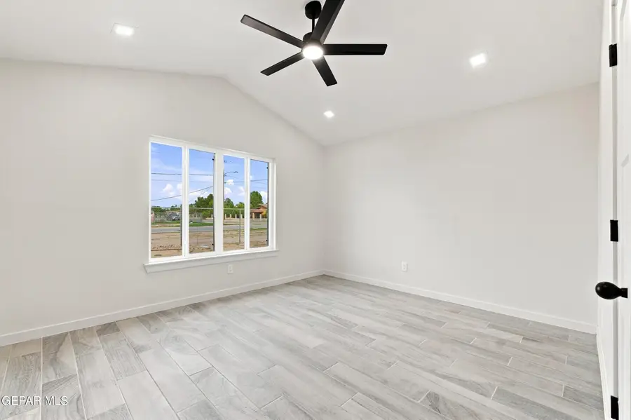 11571 Riverside Road, Socorro, TX 79927 - #2