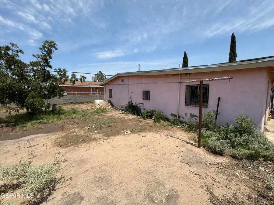 11448 Ernest Road, Socorro, TX 79927 - #3