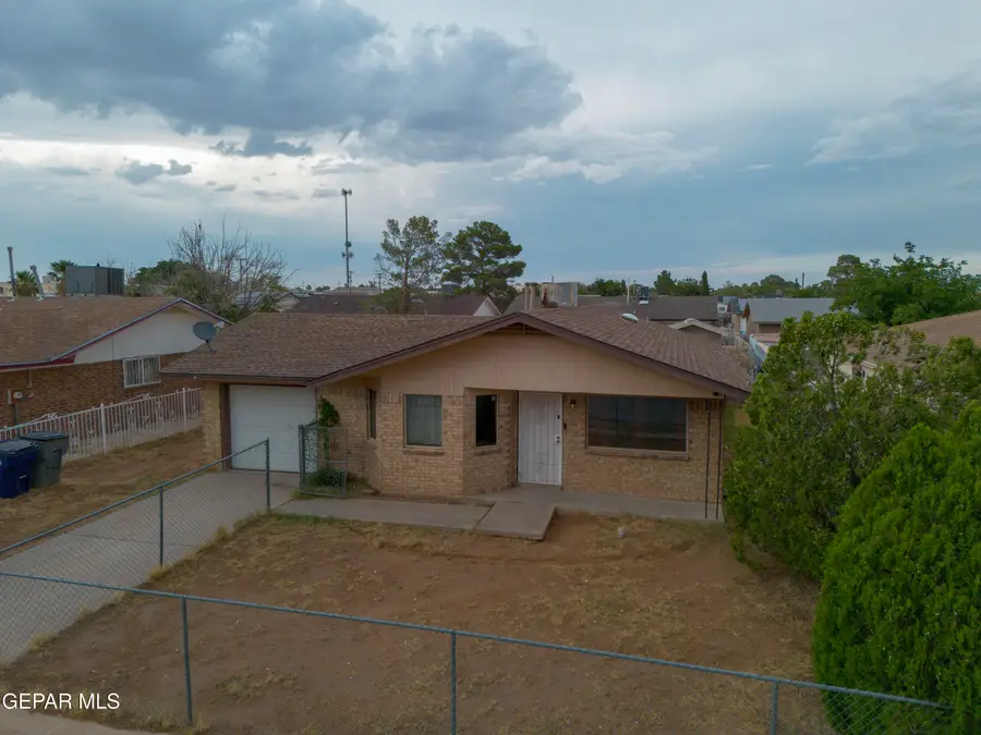 10832 Sapphire Street, El Paso, TX 79924 - #3