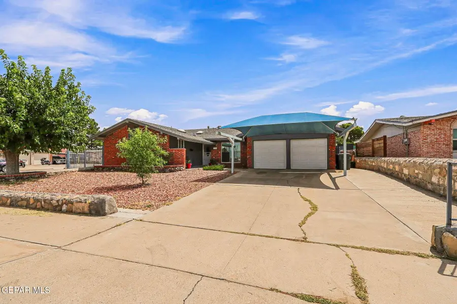 10301 Darin Road, El Paso, TX 79925 - #2