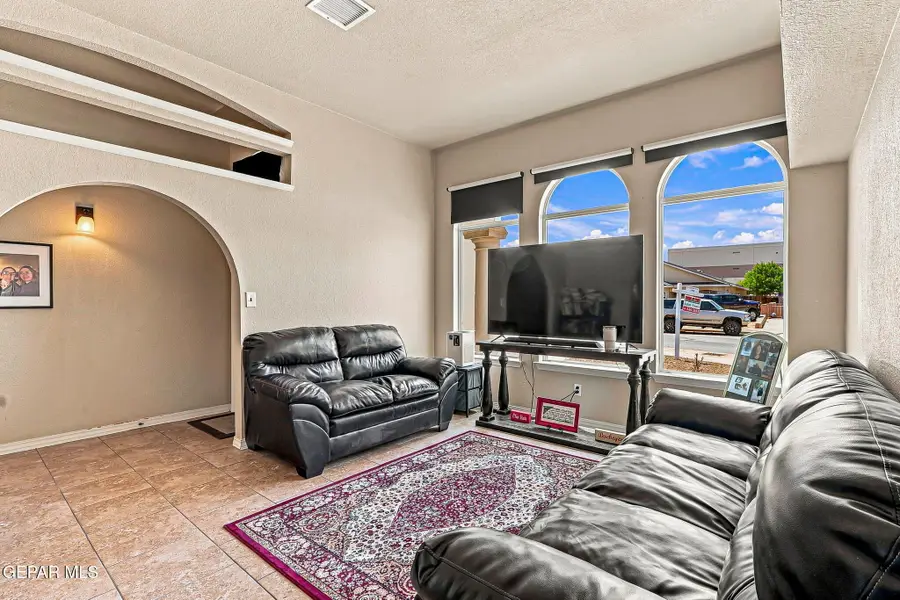 2292 Lisa Sherr Street, El Paso, TX 79938 - #3