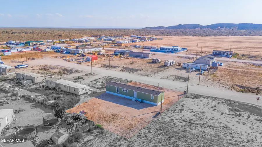 742 Canfield Drive, Horizon City, TX 79928 - #2