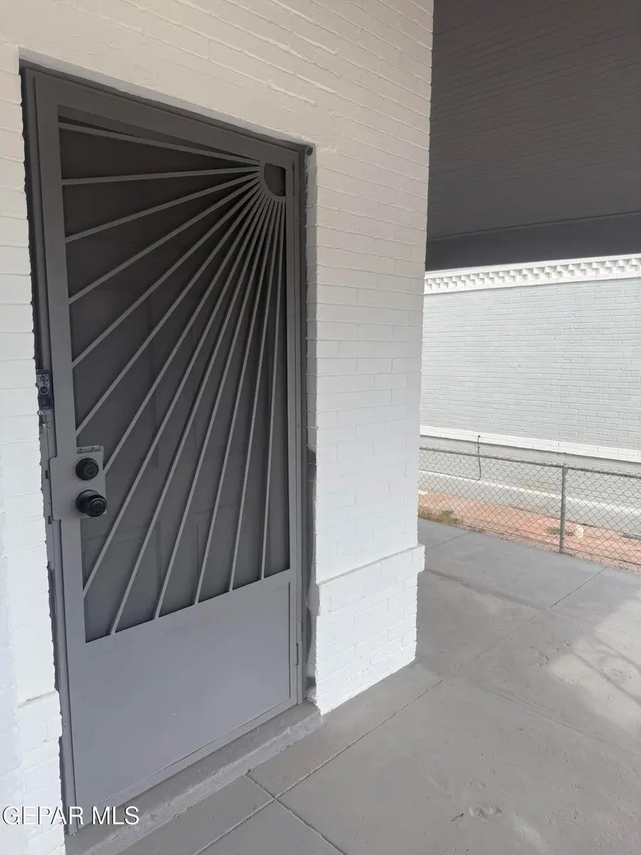 1102 N Florence Street, El Paso, TX 79902 - #3
