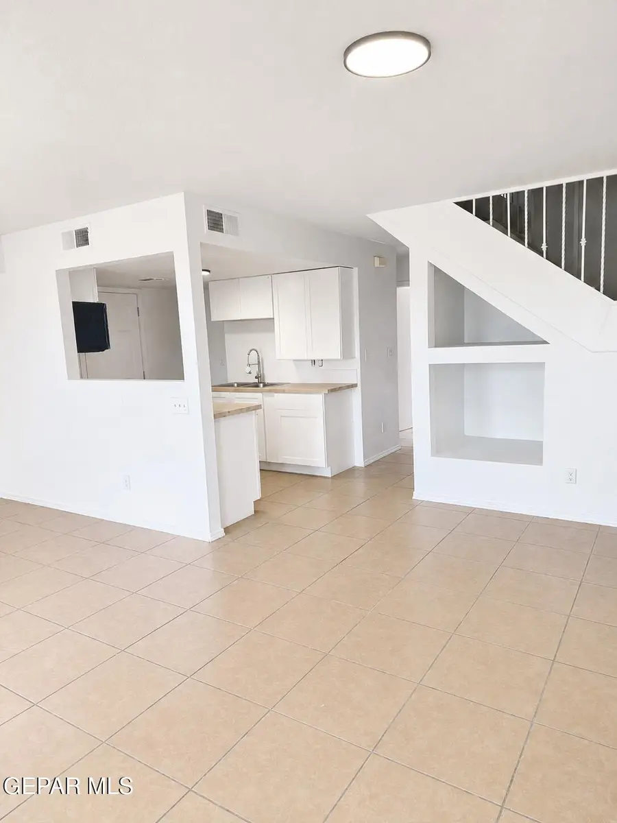10270 Valle Del Sol Drive, El Paso, TX 79924 - #2