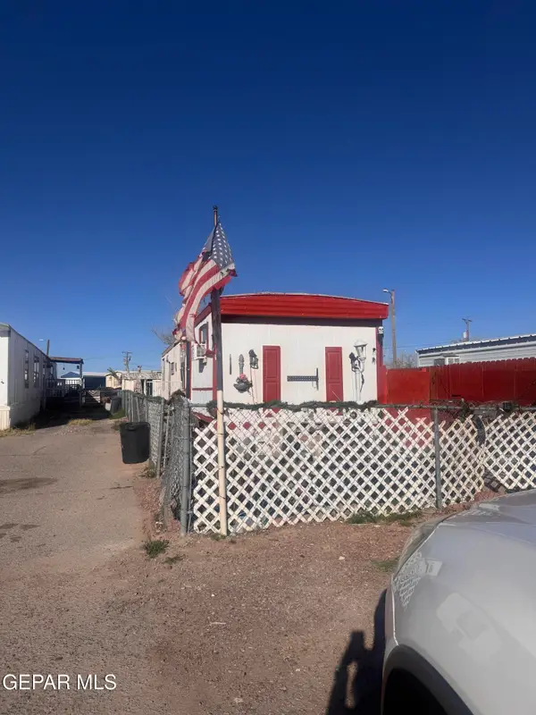 6121 Sun Valley Drive #Space 2, El Paso, TX 79924