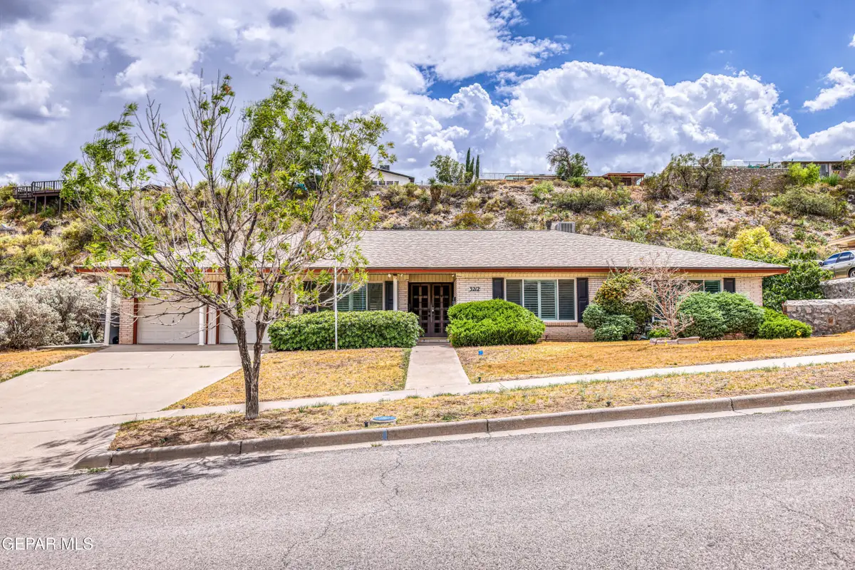 3212 Old Spanish Trail, El Paso, TX 79904 - #1