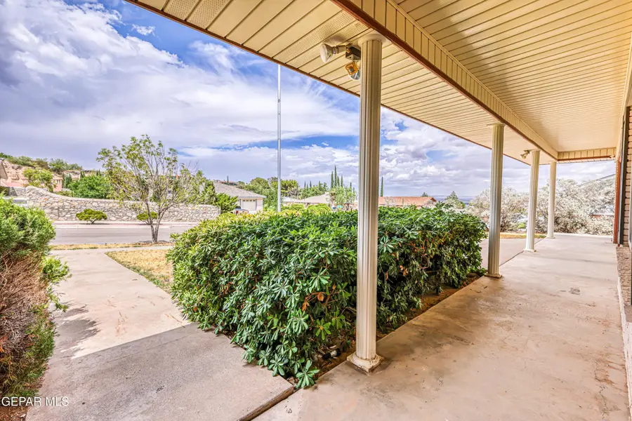 3212 Old Spanish Trail, El Paso, TX 79904 - #3