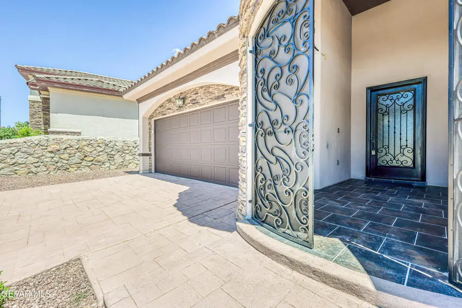 1400 Franklin Dell Street, El Paso, TX 79912 - #3