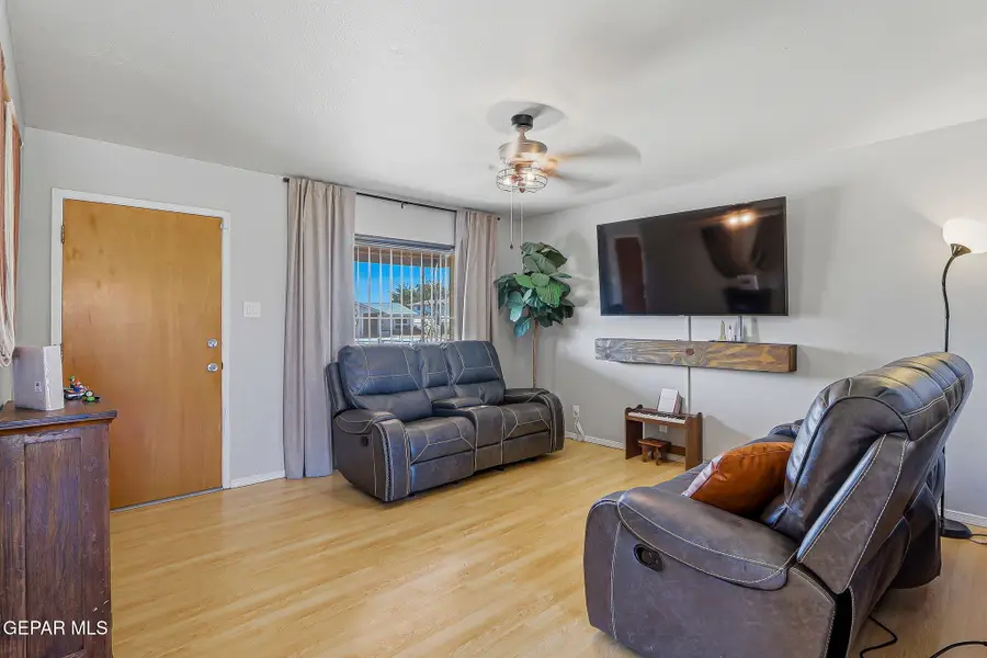 5729 Prince Edward Avenue, El Paso, TX 79924 - #3