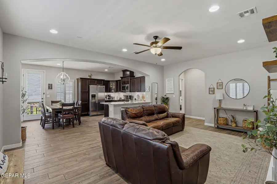 13761 Garforth Avenue, Horizon City, TX 79928 - #3