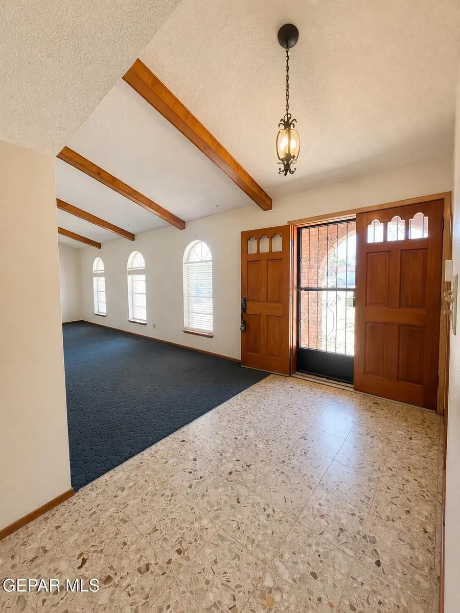 416 Penroy Lane, Horizon City, TX 79928 - #3