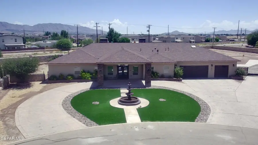 6300 Camino Pinon Place, El Paso, TX 79932 - #2