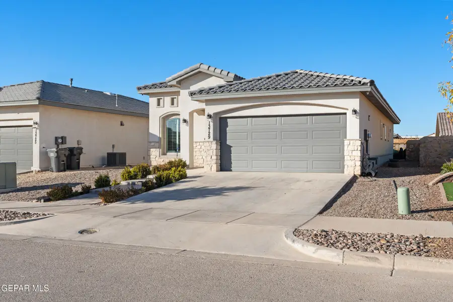 13729 Winford Avenue, Horizon City, TX 79928 - #2