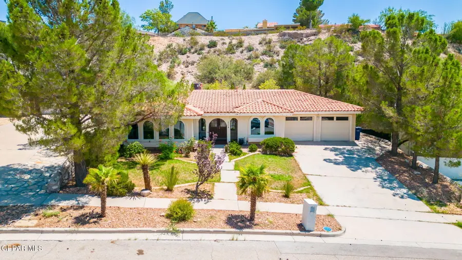 856 Hempstead Drive, El Paso, TX 79912 - #2