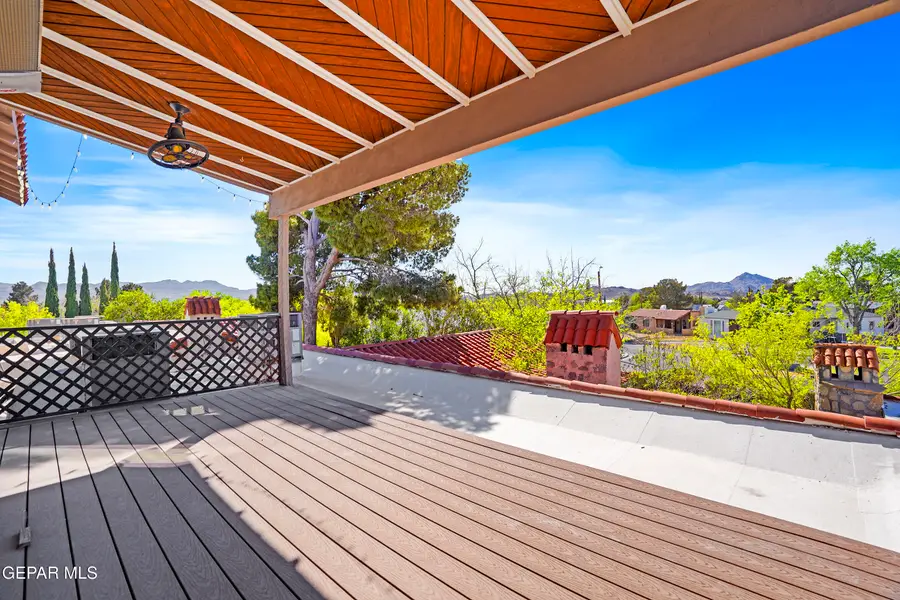 1030 Blanchard Avenue, El Paso, TX 79902 - #3