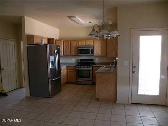 11840 Auburn Sand Drive, El Paso, TX 79934 - #3