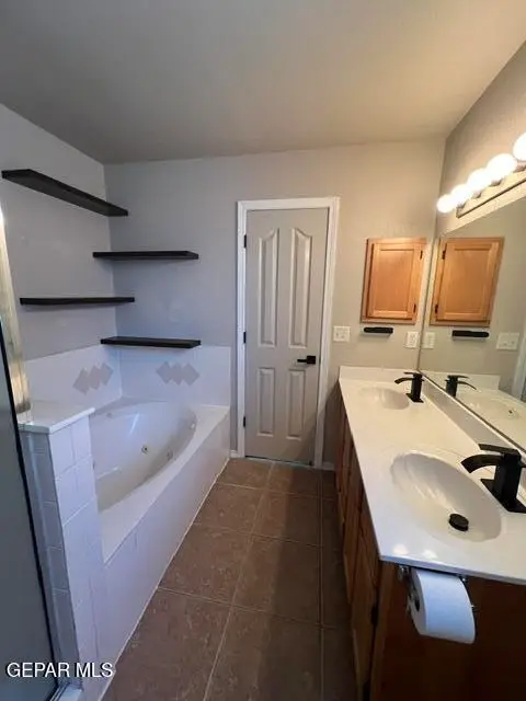 11105 Bullseye Street, El Paso, TX 79934 - #3