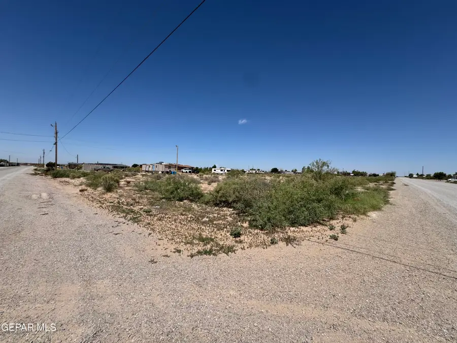 15171 Radlite Drive, El Paso, TX 79928 - #3